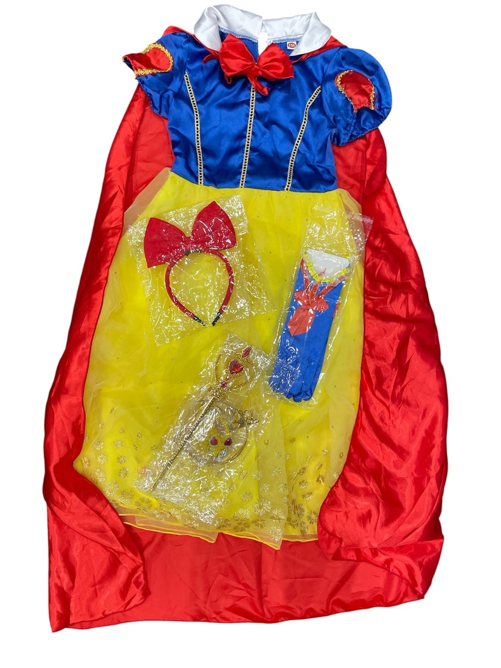 Youth size 10/12 Snow White Costume with Accessories